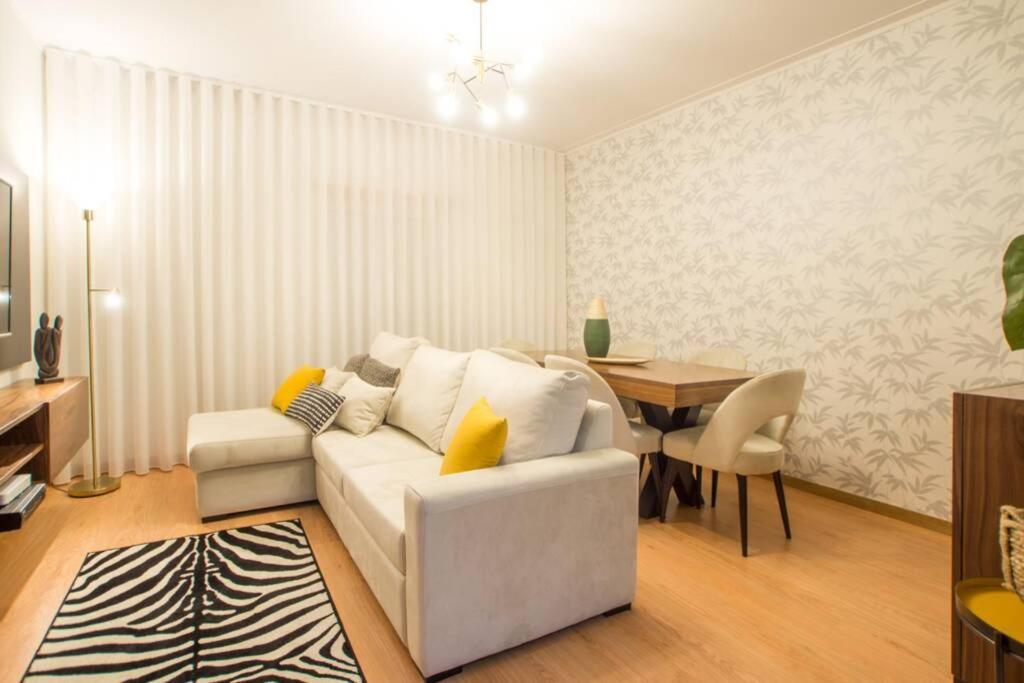 Modern Apartment In Coimbra City Center Dış mekan fotoğraf